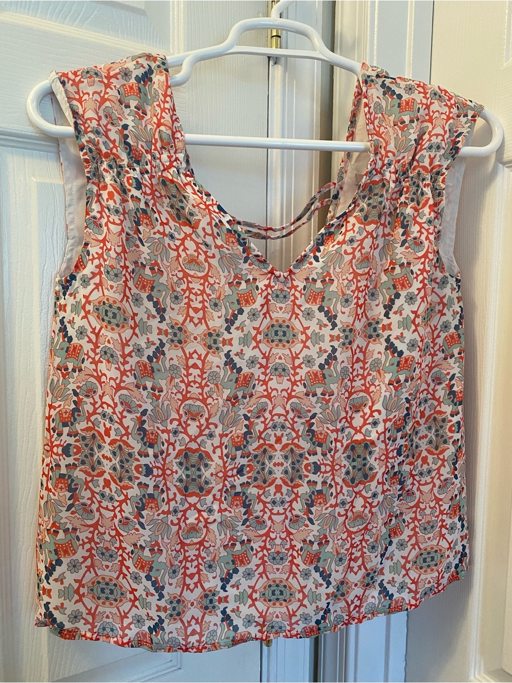 Forever 21 Coral and Blue Floral Print Sleeveless Camisole